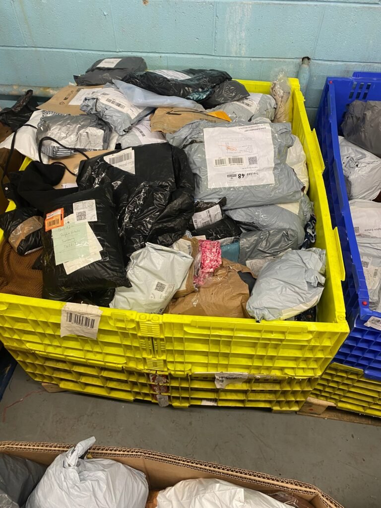 Nedoručené zásielky Royal Mail – plný kontajner — ilustračná fotografia z Buyers Hub